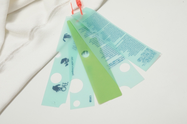 ブランドパーカー着用イメージ